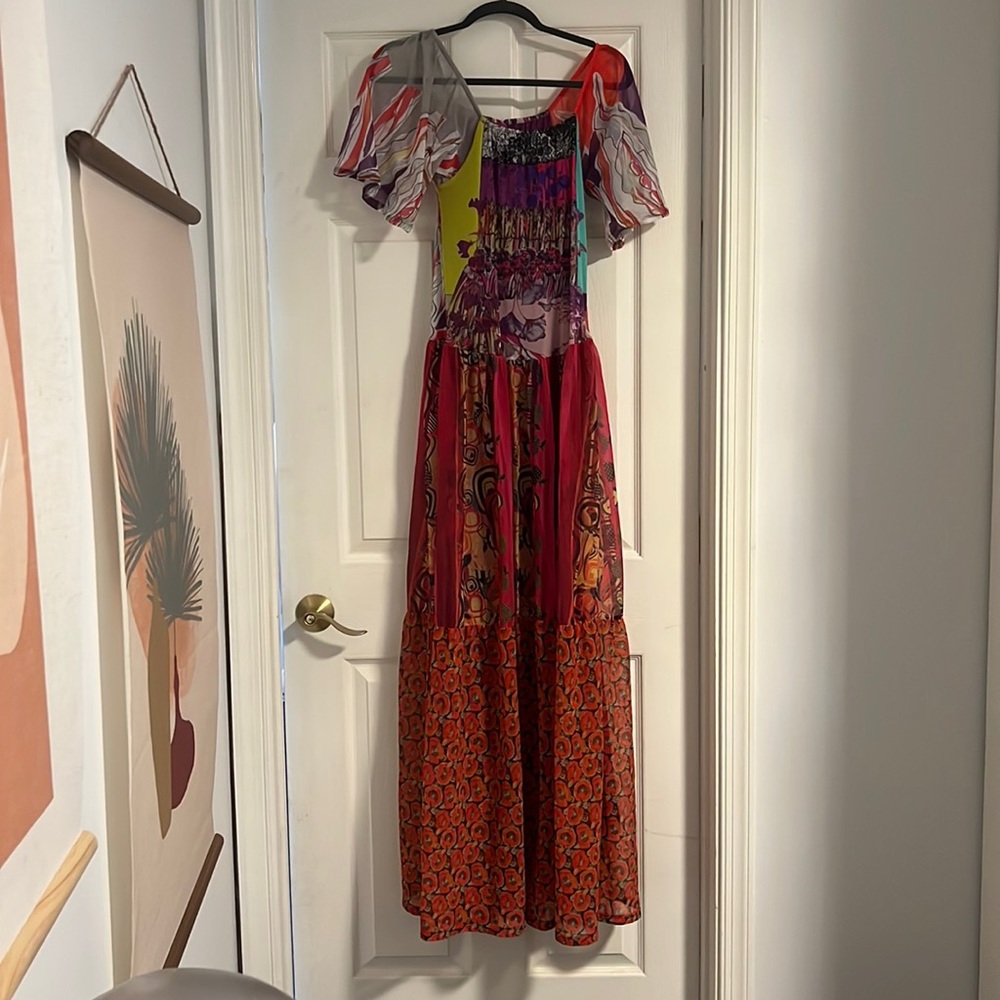 Dress save the queen size S-M